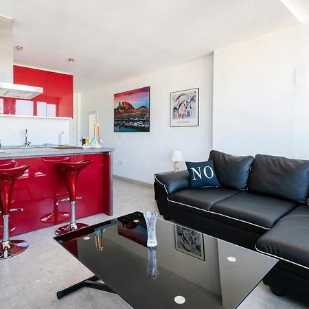 Beach Suite, City & Mountain View Аликанте Екстериор снимка
