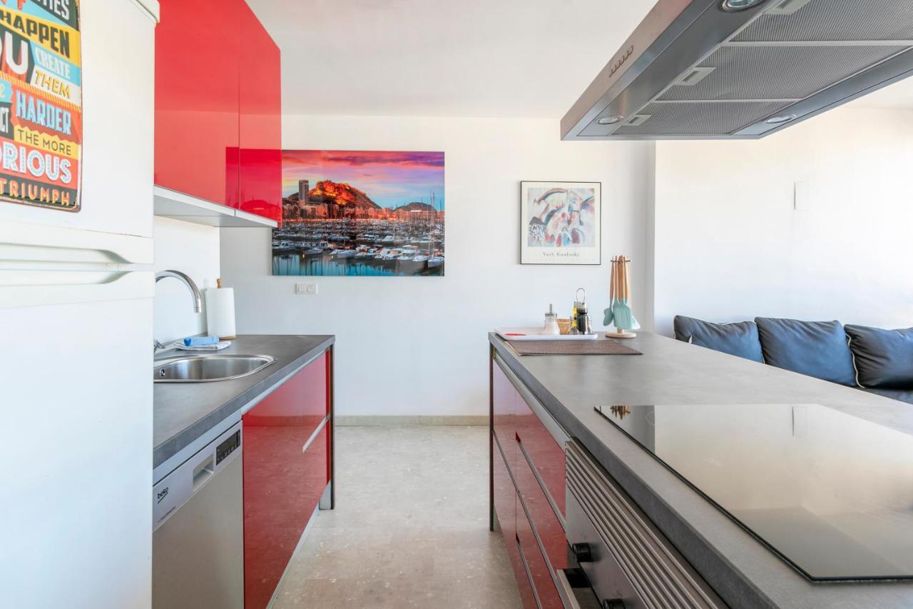 Beach Suite, City & Mountain View Аликанте Екстериор снимка